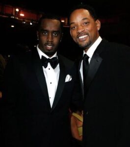 🚨Além de ser amigo próximo de Diddy, Will Smith teria participado de algumas festas(freak-off) organizadas pelo rapper. Além disso, em 2023, um antigo segurança do empresário afirmou que o ator teria tido relações homoafetivas com Diddy. Mas não é só isso, Will Smith vem sendo bastante criticado nas redes por suas atitudes suspeitas com seu próprio filho Jaden.  Segue o 🧶