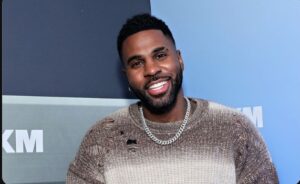 This is Jason Derulo.  He owns 13 different income streams that make millions.  I’m no famous pop star…  But I still own 6 boring businesses that make $725k per year.  Here’s how I bought them as a normal guy: